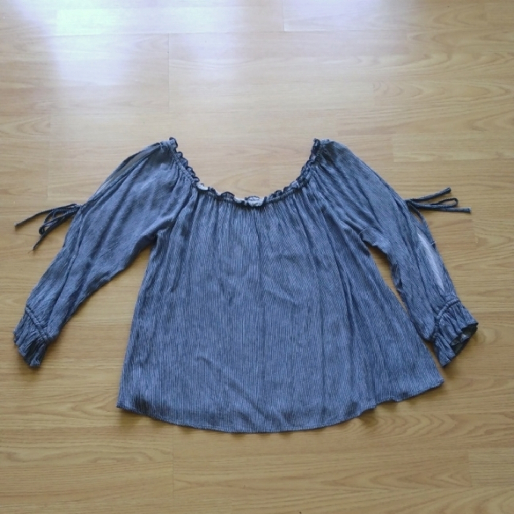 American Eagle Outfitters Blue Striped Off-Shoulder Blouse | Size Medium